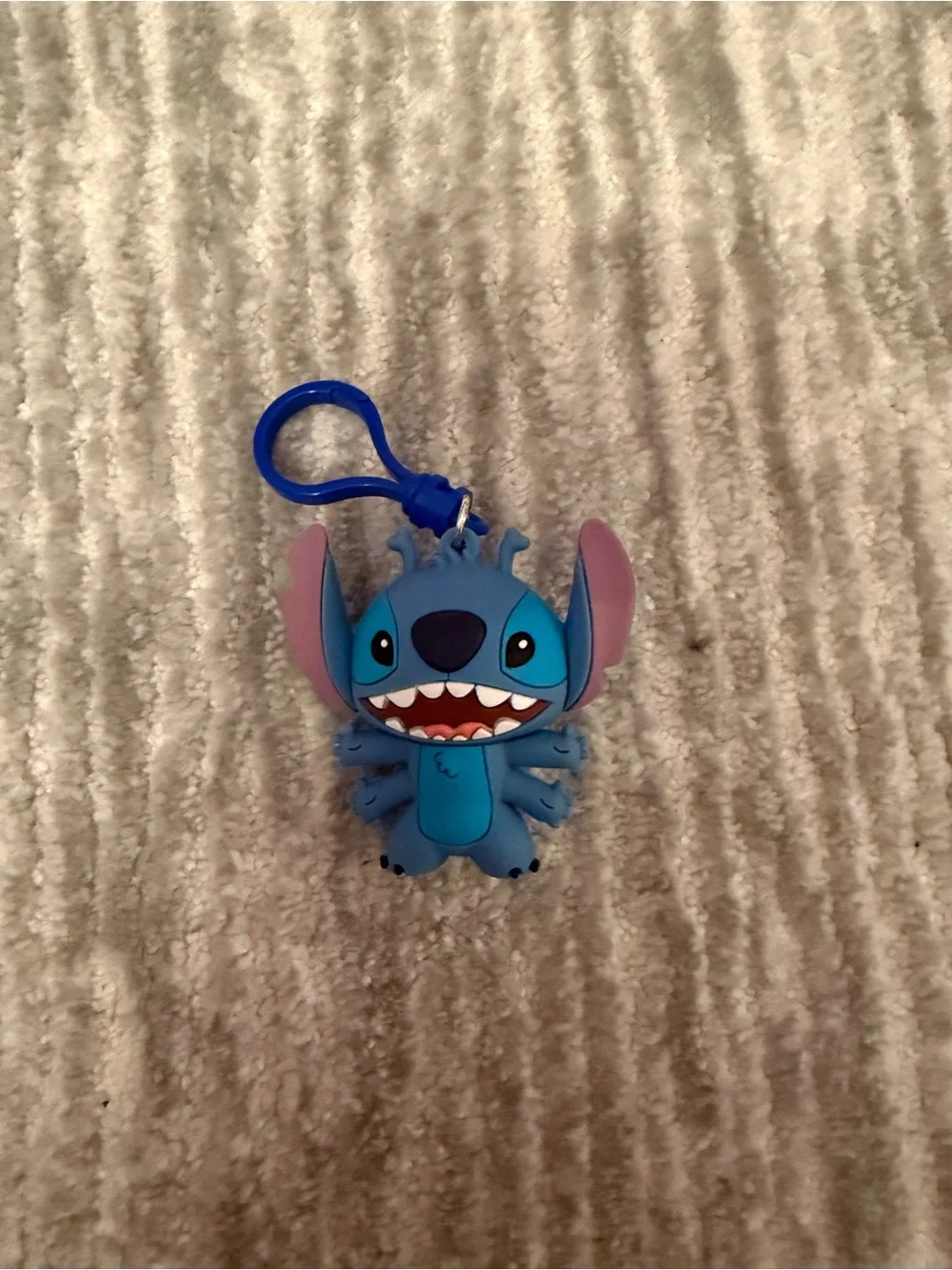 Claire's Kids Rainbow Plush Keychain Pouch - Pink plus stitch and axolotl keycha